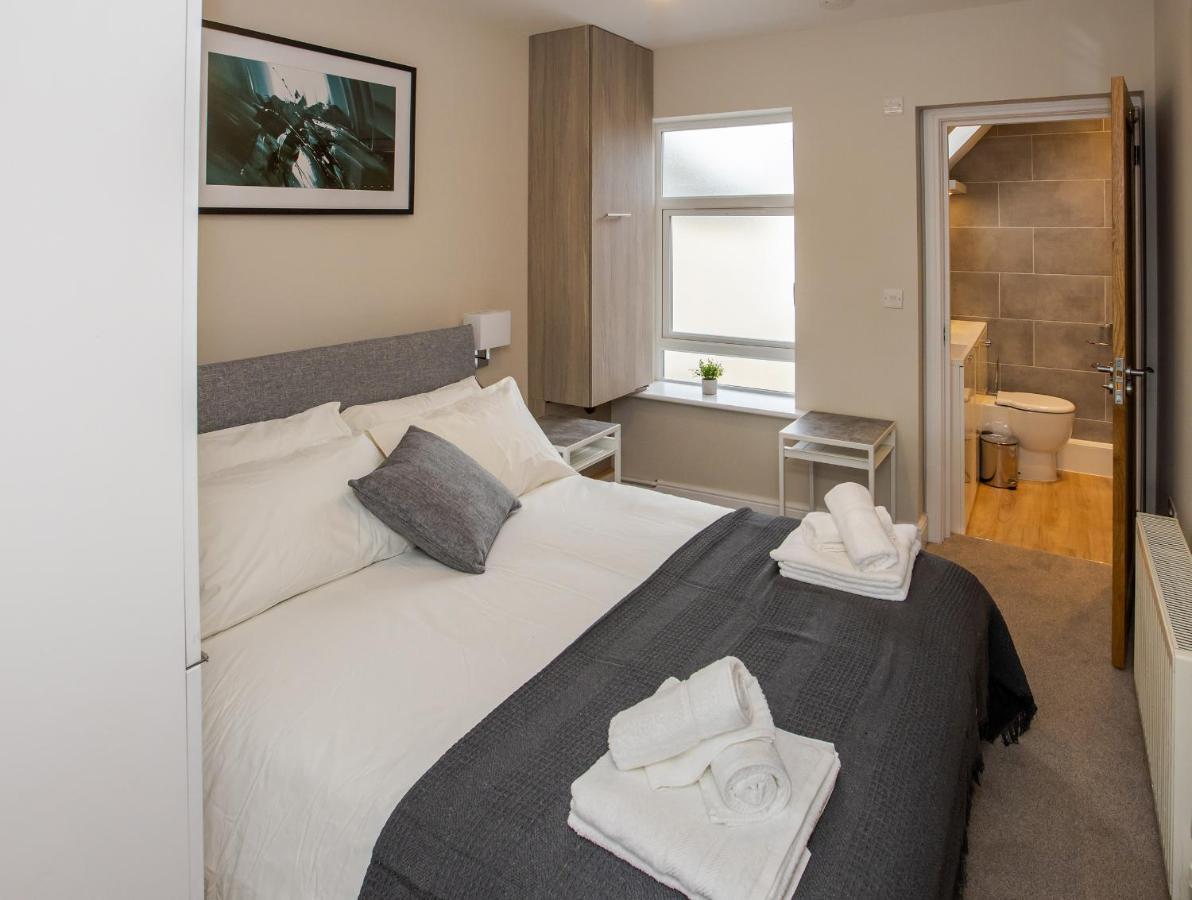Appartamento Bright And Luxurious Flat In The Heart Of Reading Esterno foto