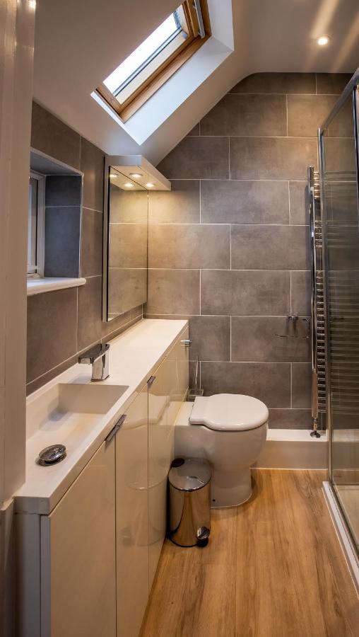Appartamento Bright And Luxurious Flat In The Heart Of Reading Esterno foto